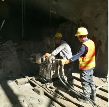 鄂托克水下抗分散灌浆料特点 水下不分散注浆料介绍